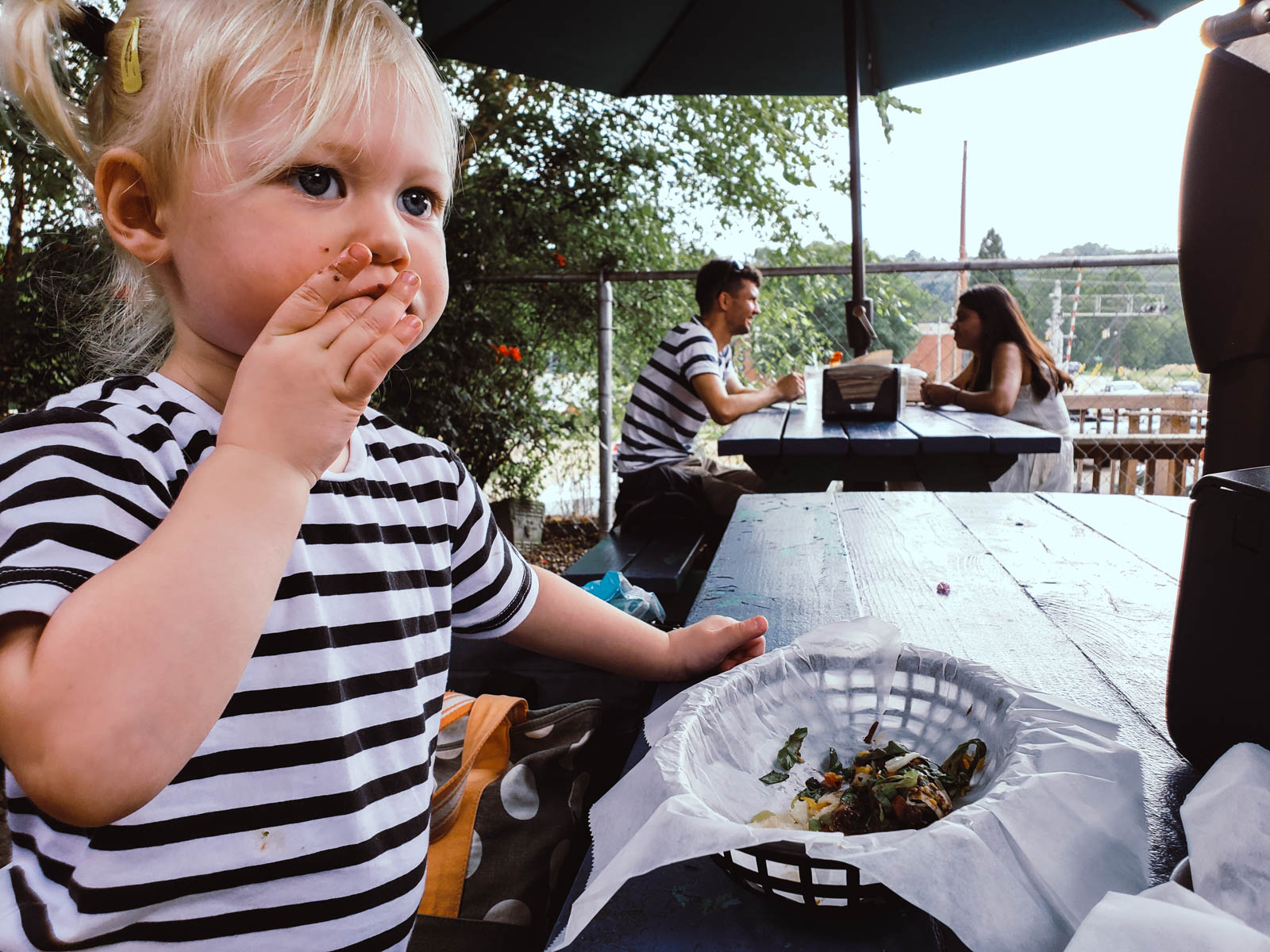 Baby led weaning makes for easy toddler travel